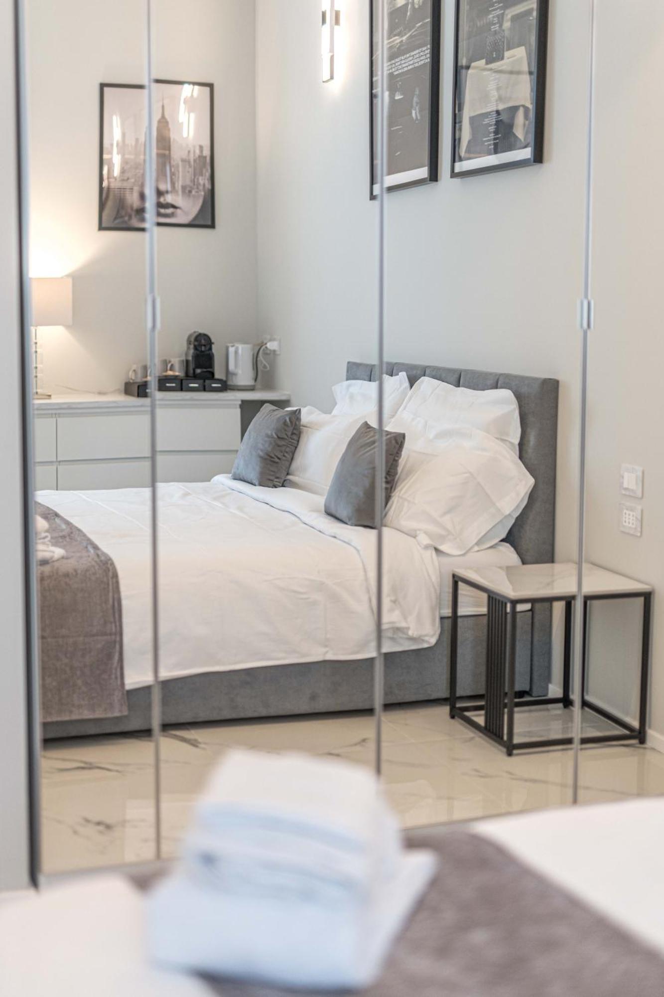 Moscova Luxury New Suite มิลาน ภายนอก รูปภาพ